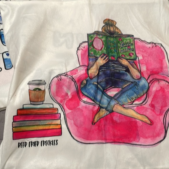 Bookish pillow cases (2) - Picture 2 of 4